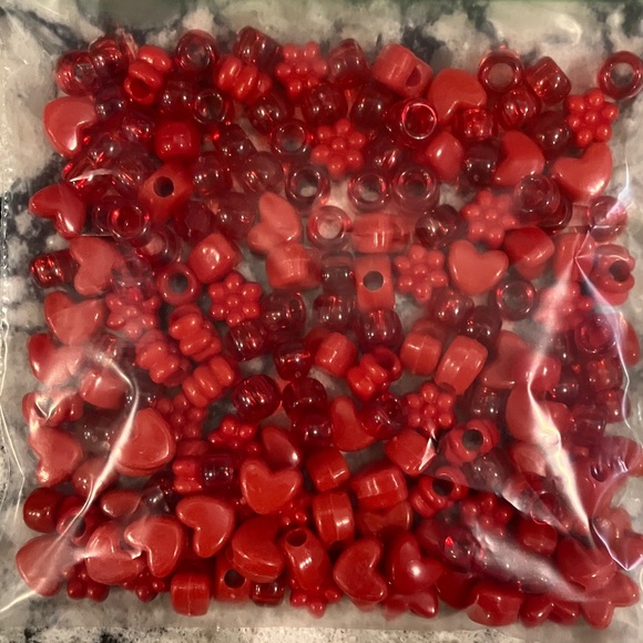 Colorful Pony Bead Assortment for Crafting and Parties - Picture 8 of 13